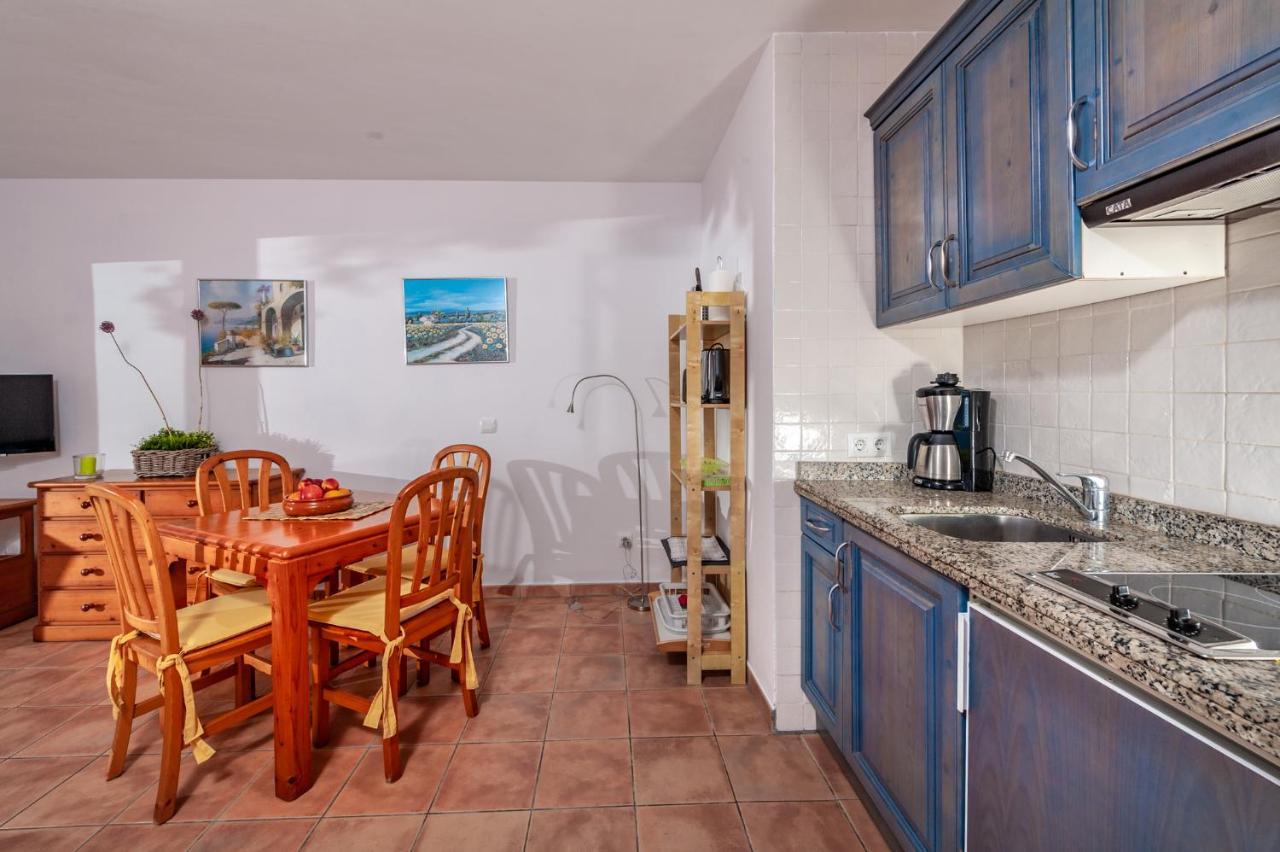 Residencial Playa Mar Apartment Cala Mandia  Luaran gambar